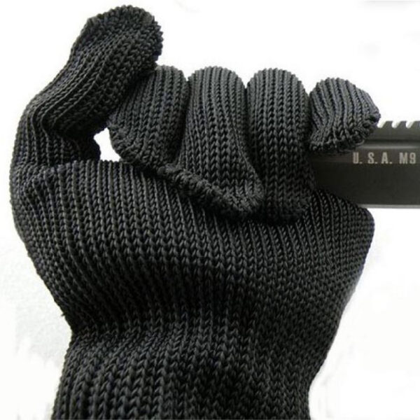 11020231-gloves-1