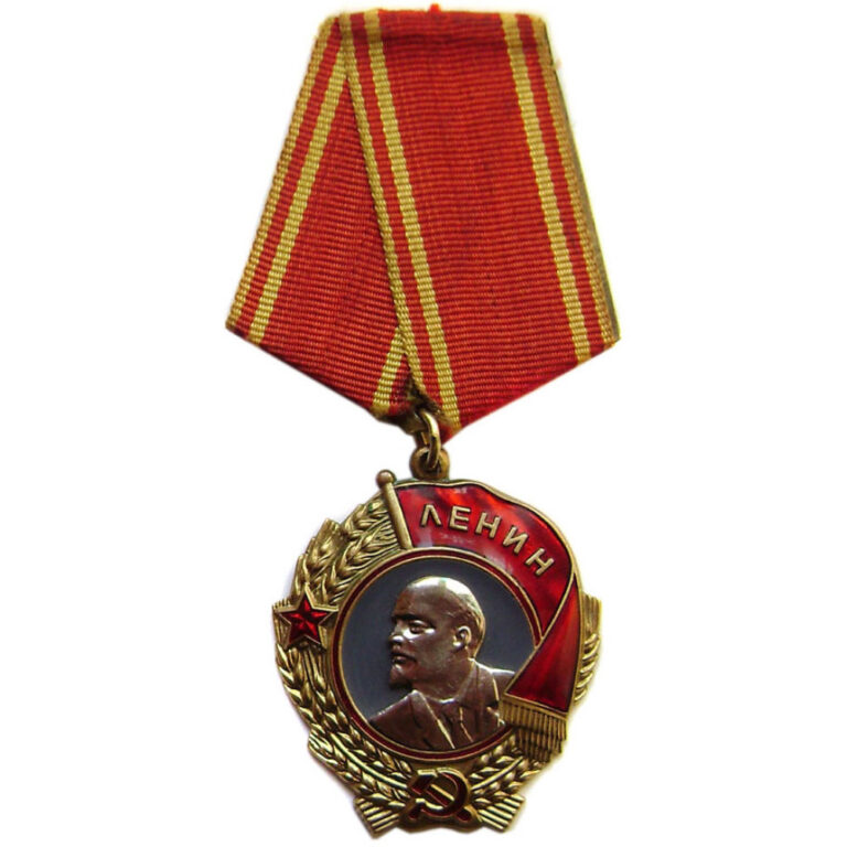 11302023-soviet-medal-39