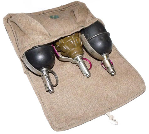3grenades2