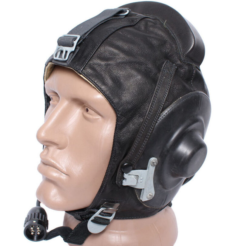 PilotHelmetLeather2