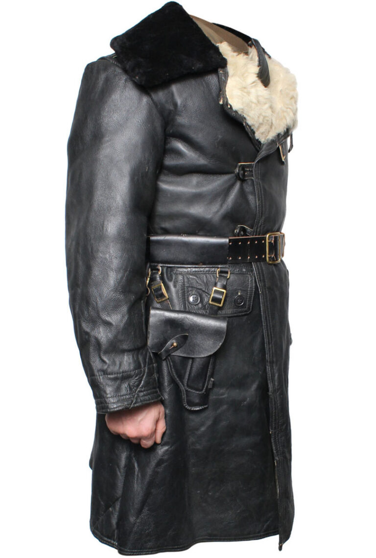 CoatWinterNavyBlack2
