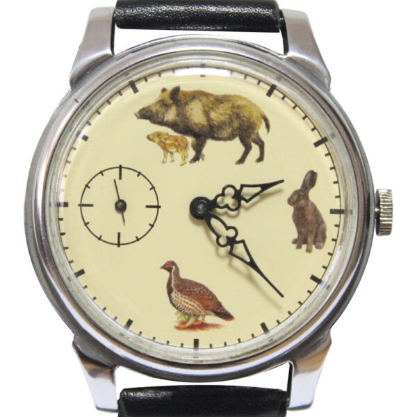molniya-hunters-vintage-soviet-wristwatch-with-animals