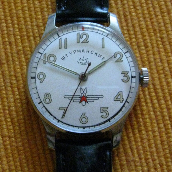 soviet-wristwatch-pobeda-mechanical-victory-shturmanskie-ussr-watch