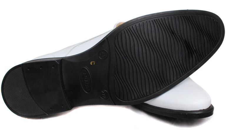 WhiteBoots43-2