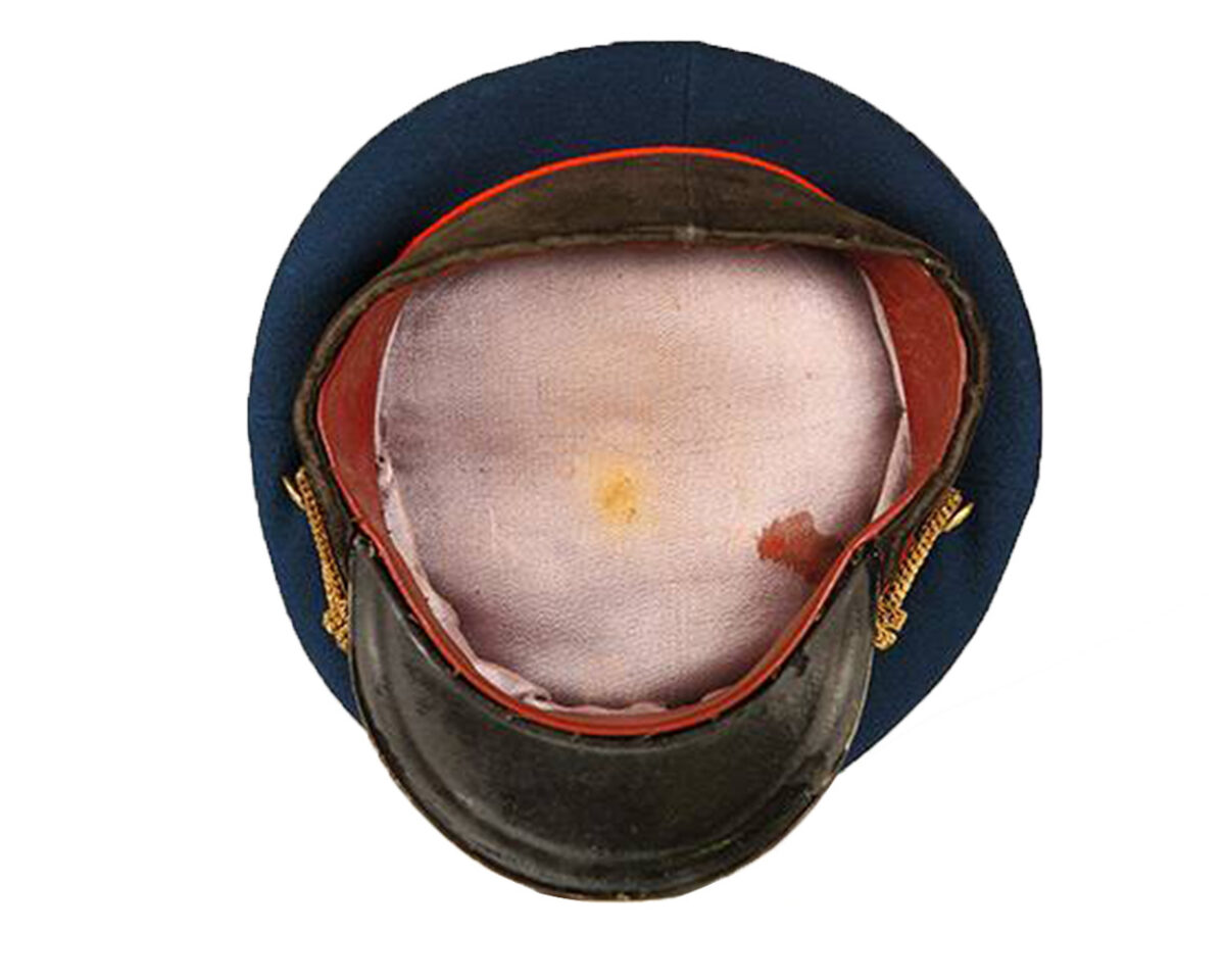 07062018_9999_parade_hat_down