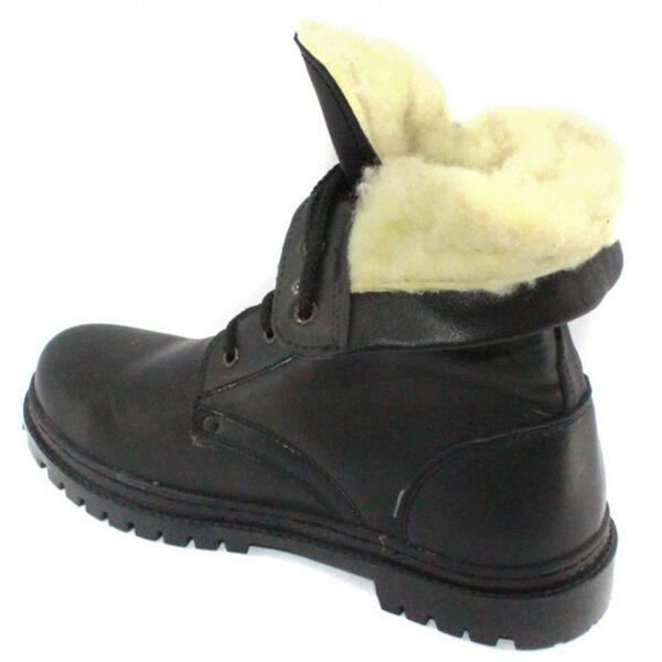WinterBlackBootsFur3