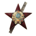 16102018_star_red_enemal_one_inch_front