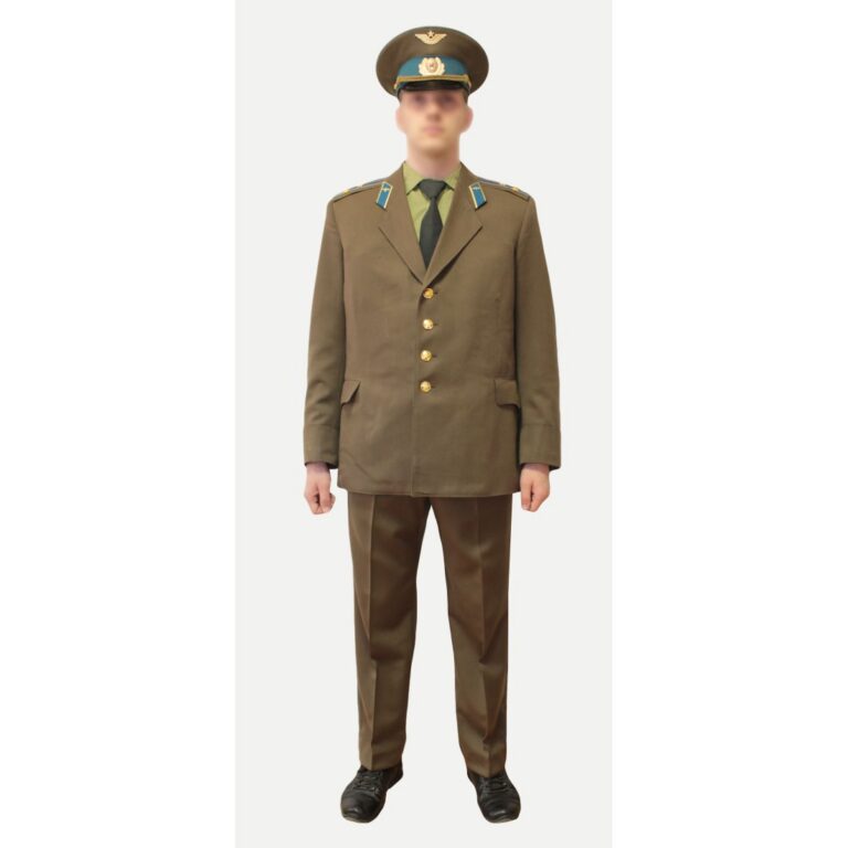 11132023-soviet-suit-12