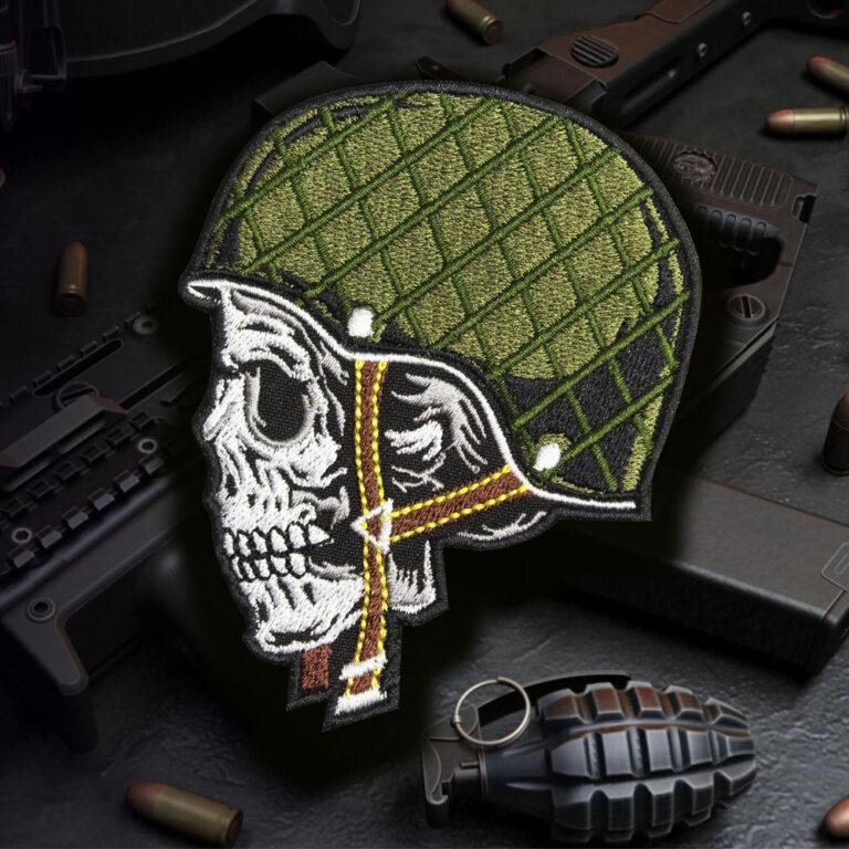 18092020-skullhelm2