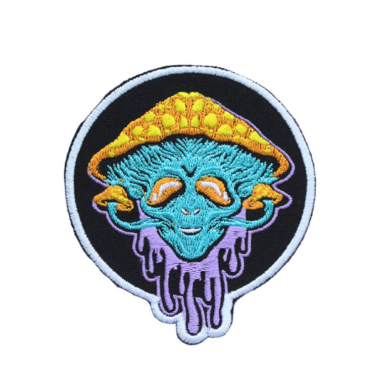 19042022-UFO-Mushroom