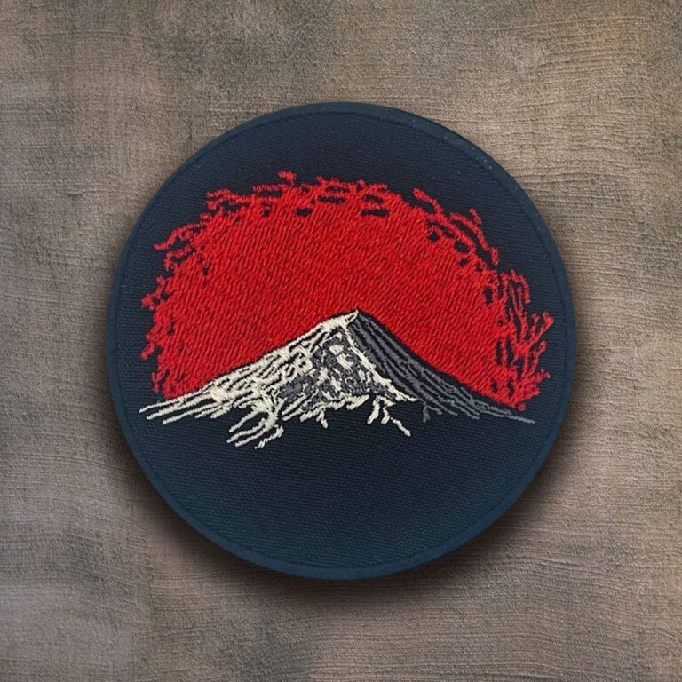 japanese-velcro-patch-samurai-embroidery-volcanic-eruption-japanese-mountain-iron-on-embroidered-patch